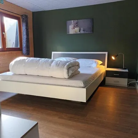 Chalet Nutons * Somme-Leuze